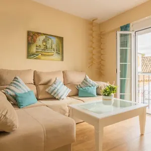 apartamento-juani-centro-parking-y-wifi-gratis.es-andalucia.com/